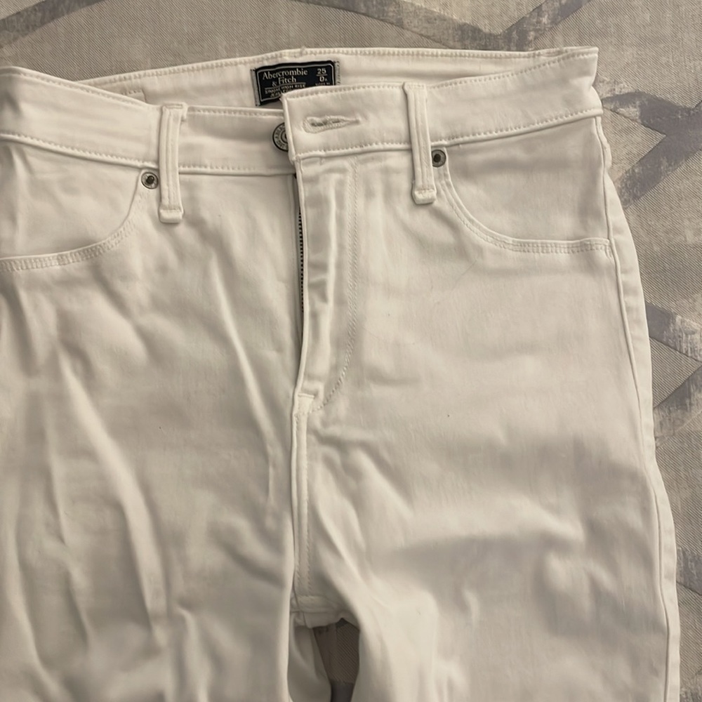 Abercrombie and Fitch Simone High Rise Jean Legging - Picture 2 of 4